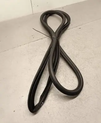 Front door rubber seal