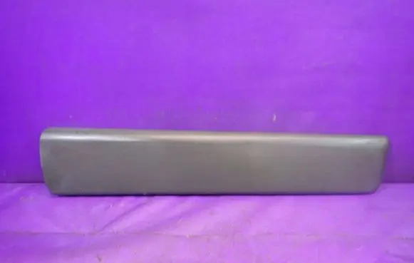 Renault Trafic I Front door trim (molding) 