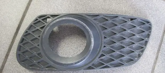 Mercedes-Benz ML W164 Front fog light trim/grill A1648850923