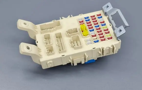 KIA Venga Fuse module 919501J041