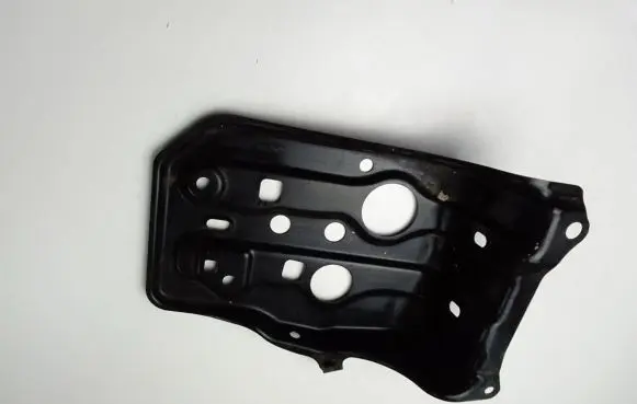 Toyota RAV 4 (XA40) Battery bracket 7441142040