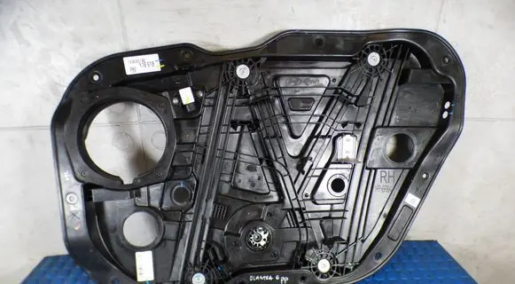 Hyundai Elantra VI Front door window regulator with motor CART82480F2360 82480F2360