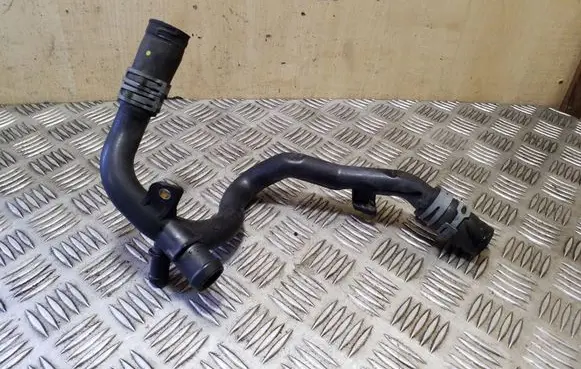 Engine coolant pipe/hose