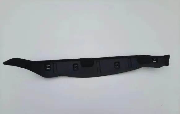 BMW M5 F90 Fender end trim 7352221 7480031200 21450510