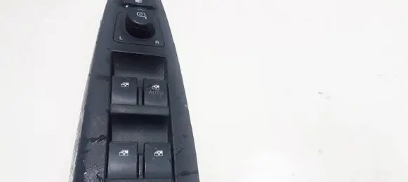 Opel Antara Electric window control switch 202005636