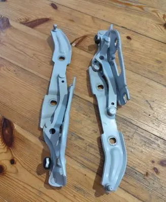 BMW 3 E92 E93 Tailgate/trunk/boot hinge 7060628