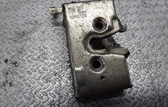 Seat Toledo I (1L) Front door lock