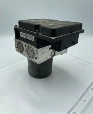 BMW 5 E60 E61 ABS Pump 6766300 6766302