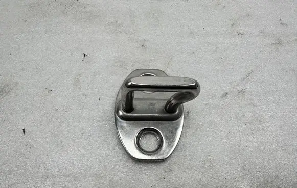 Volkswagen Tiguan Front door lock loop/hook striker 3C0837033