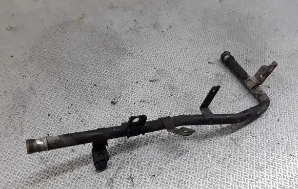 Nissan X-Trail T30 Engine coolant pipe/hose