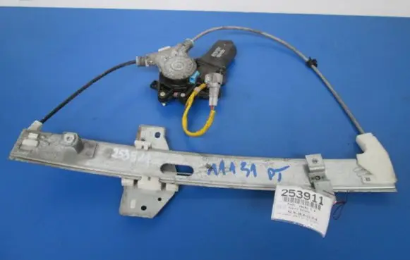 Suzuki Baleno EG Rear door window regulator with motor