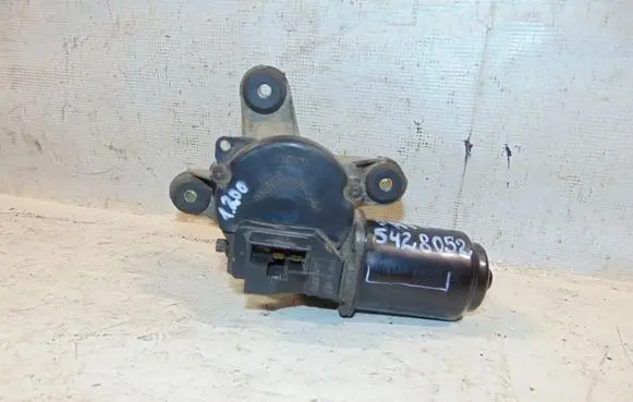 Nissan Patrol Y61 Wiper motor 28810VB000