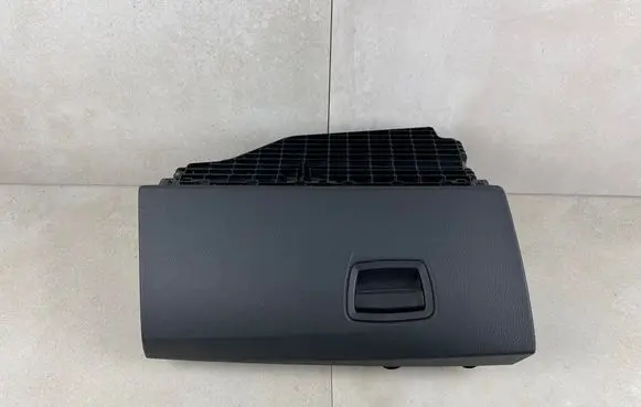 BMW 5 F10 F11 Glove box set 9166683 51169166683 9205976