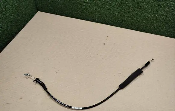 Renault Trafic III (X82) Front door cable line 47607241