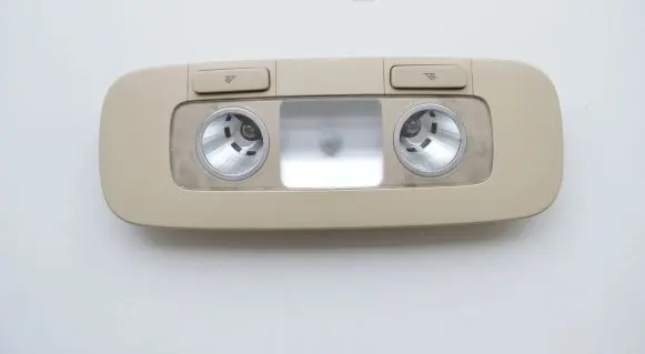 Volkswagen PASSAT CC Front seat light