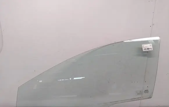 Honda Civic Front door window glass four-door