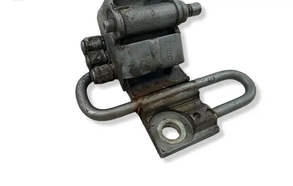 Front door lower hinge