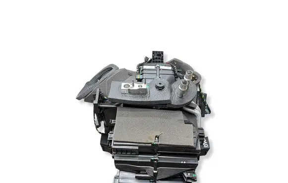 Peugeot 2008 II Interior heater climate box assembly 7015741000