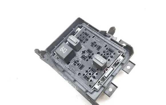 Porsche Cayenne (92A) Fuse module 7P0937149