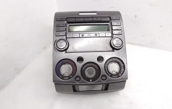 Ford Ranger Radio/CD/DVD/GPS head unit UW1B66DSXD CQEM8870TAA