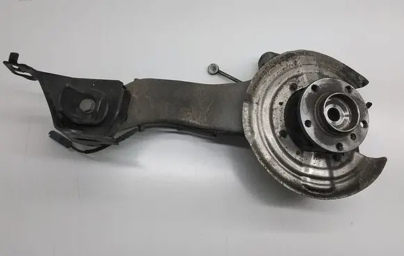 Mini Cooper Countryman R60 Rear wheel hub 9805658