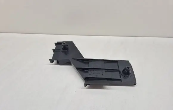 Mercedes-Benz Sprinter W901 W902 W903 W904 Rear bumper mounting bracket 9018850314