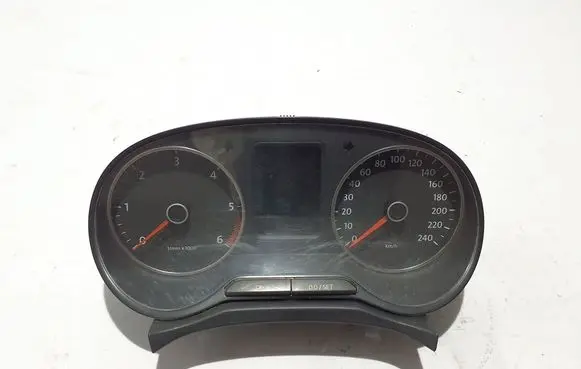 Volkswagen Amarok Speedometer (instrument cluster) 2H0920863C