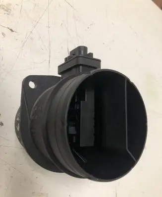 Audi Q3 8U Mass air flow meter 03L906461A 0281002956