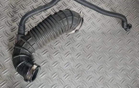 Audi A4 S4 B8 8K Air intake hose/pipe 03G129629
