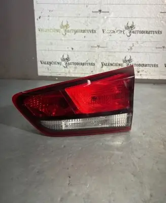 Tailgate rear/tail lights