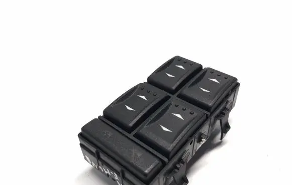 Ford Mondeo Mk III Electric window control switch 8S7T14A132BA K911