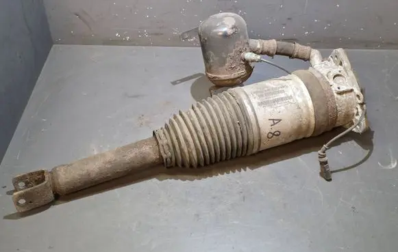 Audi A8 S8 D3 4E Shock absorber/damper/air suspension 4E0616001E 168ATE021D4E5AV