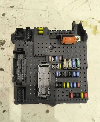 Volvo V70 Comfort/convenience module 30728512 00006198968 28017881