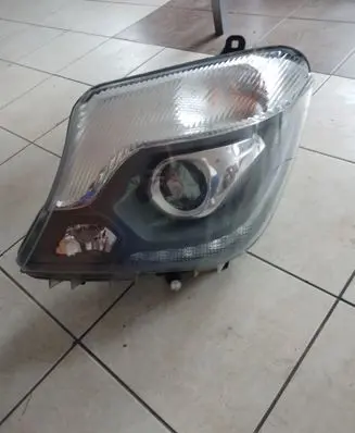 Mercedes-Benz Sprinter W906 Headlight/headlamp A9068206200
