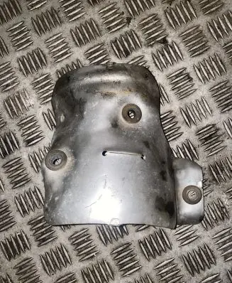 Toyota Land Cruiser (J150) Heat shield in engine bay 