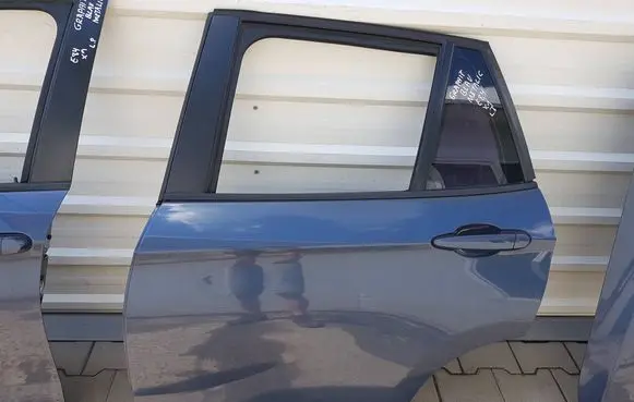 BMW X1 E84 Rear door 