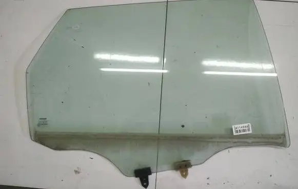 Nissan Primera Rear door window glass AS2