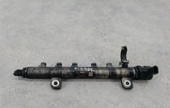 Opel Zafira B Fuel main line pipe 55200266