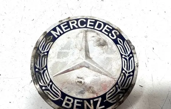 Mercedes-Benz C W204 Original wheel cap A1714000025