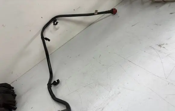 Dodge RAM 1500 DS Fuel line/pipe/hose 