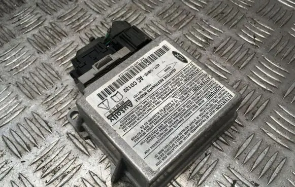 Ford Mondeo Mk III Airbag control unit/module 4S7T14B056AC CD132 603951000