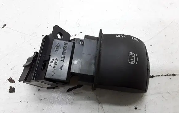 Renault Megane III Multifunctional control switch/knob 25552540R