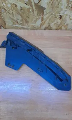 Volvo S80 Front bumper mounting bracket 30796388