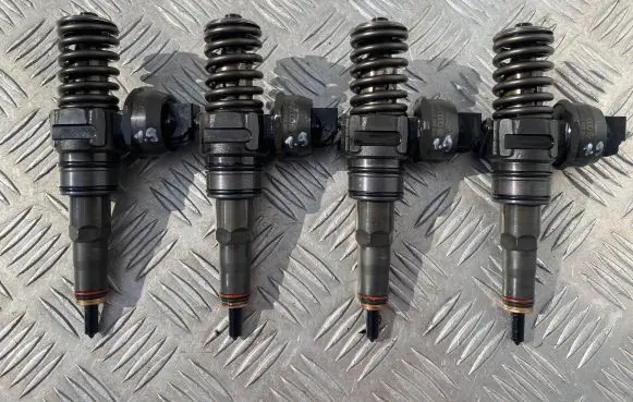Ford Galaxy Fuel injectors set 038130073AG