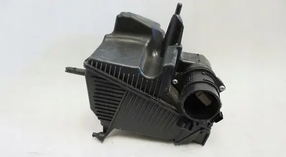 Renault Kangoo II Air filter box 8200788196