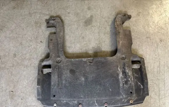 BMW 6 F12 F13 Engine splash shield/under tray 7211031