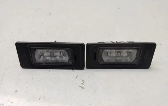 Audi A4 S4 B9 Number plate light 4G0943021 1811473 E13138