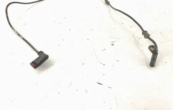Mercedes-Benz C W203 ABS rear brake sensor 2035401317 A2035401317
