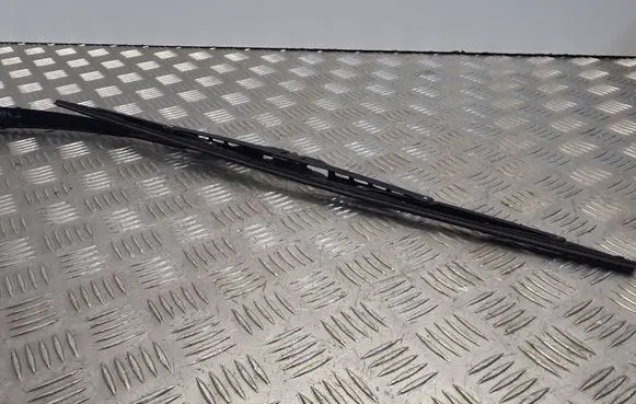 Toyota Yaris Windshield/front glass wiper blade 