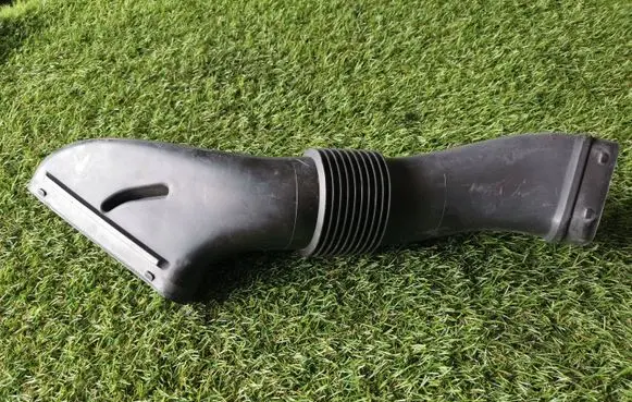 Volvo V70 Air intake hose/pipe 8638624 6766